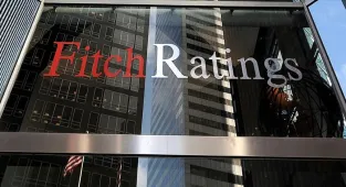 Fitch Ratings, Türkiye'nin kredi notunu BB- olarak teyit ederken, kredi notu görünümünü durağandan pozitife çevirdi