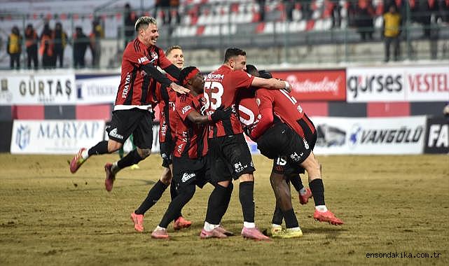 Futbol: Trendyol 1. Lig / Vanspor: 3 - Iğdır FK: 0