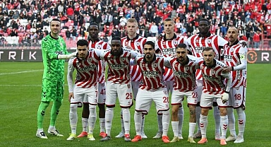 Futbol: Trendyol Süper Lig / Samsunspor: 0 - Kocaelispor: 0 (ilk yarı)