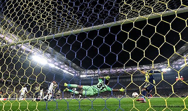 Fenerbahçe-Aston Villa UEFA Avrupa Ligi maçı ilk yarıdan notlar