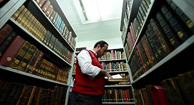 Haftanın tarihine bakış