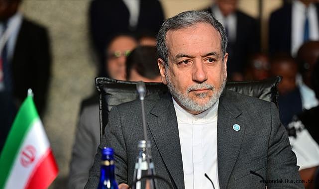 İran Dışişleri Bakanı Erakçi, Sri Lankalı mevkidaşı ile bölgesel konuları görüştü