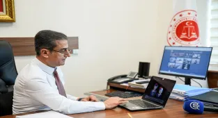 İstanbul Bölge Adliye Mahkemesi'ndeki yargı üyeleri, AA'nın Yılın Kareleri oylamasına katıldı