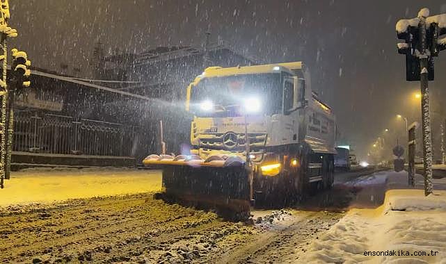 Kar ve tipi nedeniyle Malatya-Kayseri kara yolu ulaşıma kapatıldı