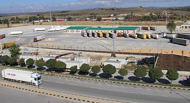 Kara yollarında emniyetli ve güvenli tır park alanları önceliklendirilecek