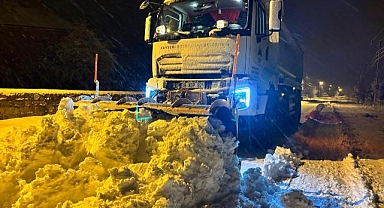 Kayseri'de kar nedeniyle kapanan kara yolları ulaşıma açıldı (GÜNCELLEME)