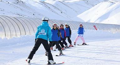 Kayseri'de Spor Artık Mesaiye Tabi: İndirim Gündüz, Zam Akşam