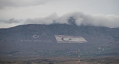 KKTC Başbakanı Üstel'den İngiliz sömürgesine karşı direnişin 68. yıl dönümüne ilişkin paylaşım