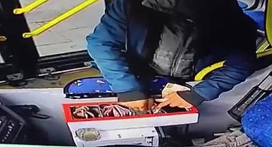 Otobüste hırsızlık anı güvenlik kamerasınca görüntülendi
