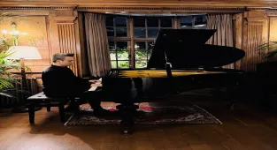 Piyanist Dengin Ceyhan Echoes of Anatolia projesiyle 9 ülkede konser verdi