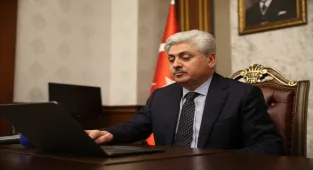 Sakarya Valisi Doğan, AA'nın Yılın Kareleri oylamasına katıldı