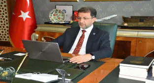 Şırnak Üniversitesi Rektörü Prof. Dr. Alkış, AA'nın Yılın Kareleri oylamasına katıldı