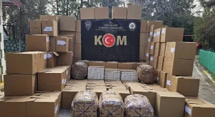 Uşak'ta 1 milyon 801 bin bandrolsüz makaron ele geçirildi