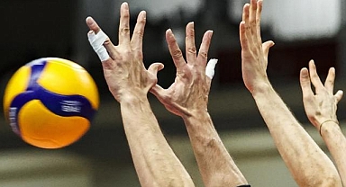 Voleybol: CEV Erkekler Şampiyonlar Ligi / Halkbank: 2 - Knack: 3