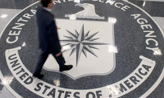ABD Temsilciler Meclisi Üyesi Mace'den CIA'ye Epstein ile ilgili tüm kayıtların yayımlanması çağrısı
