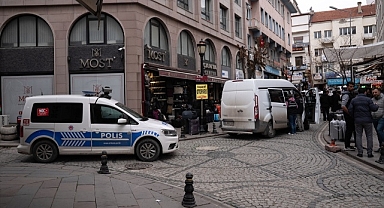 Ankara'da silahlı saldırıya uğrayan 2 kişi yaralandı