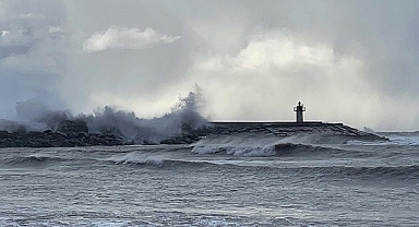 Aydın'da deniz suyunu içme suyuna dönüştürecek arıtma tesisi için imzalar atıldı