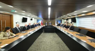 Bakan Ersoy, İsveç Süryani Cemaati heyetiyle görüştü