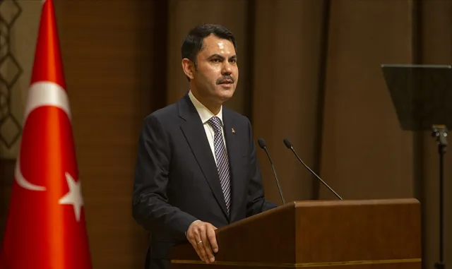 Bakan Kurum, Afyonkarahisar Belediye Başkanı Köksal'ı kabul etti