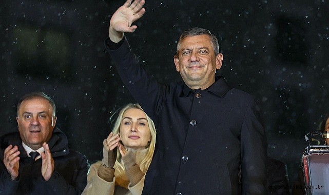 CHP Genel Başkanı Özel, partisinin Ataşehir mitingine katıldı