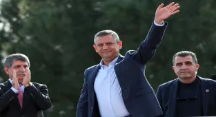 CHP Genel Başkanı Özel, partisinin Kocaeli mitinginde konuştu: