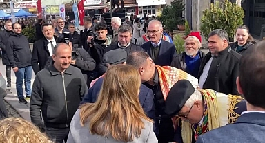 Depremlerden etkilenen Sındırgı esnafı için seferberlik günü etkinliği düzenlendi