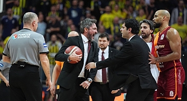 Galatasaray'dan Fenerbahçe Beko derbisindeki hakem yönetimiyle ilgili açıklama