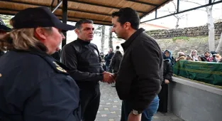 GÜNCELLEME - Adana'da yaya geçidinde motosikletin çarptığı bebek arabasındaki bebek hayatını kaybetti