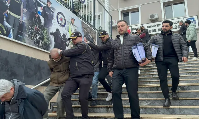 GÜNCELLEME - Borsada kar vaadiyle dolandırıcılığa yönelik İstanbul merkezli soruşturmada 40 zanlı tutuklandı