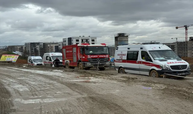 GÜNCELLEME - Tuzla'da işçi konteynerinde çıkan yangın söndürüldü