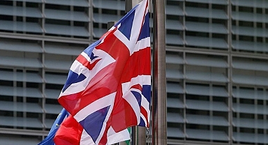 İngiltere Başbakanı Starmer, ABD Başkanı Trump'la telefonda görüştü