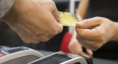 İzmir'de IBAN'ını kullandırma suça ortak olma konferansı düzenlendi