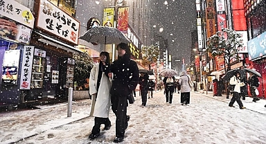 Japonya'da şiddetli kış şartlarından kaynaklı ölümlerin sayısı 27'ye yükseldi