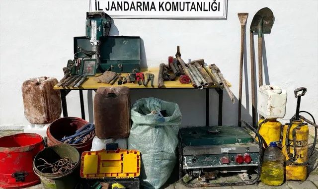 Manisa'da sit alanında izinsiz kazı yapan 2 şüpheli yakalandı