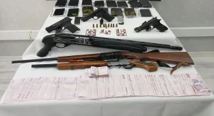 Mersin'de fuhuş operasyonunda yakalanan 13 şüpheli tutuklandı