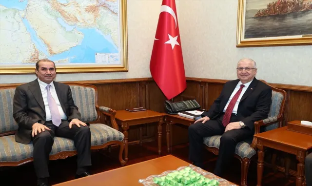 Milli Savunma Bakanı Güler, Irak'ın Ankara Büyükelçisi Al-Lachmawi'yi kabul etti