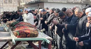 Nevşehir'de karbonmonoksit gazından zehirlenen ailenin cenazeleri toprağa verildi