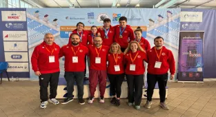 Özel milli yüzücülerden Yunanistan'da 5. Açık Yüzme Turnuvası'nda 9 madalya