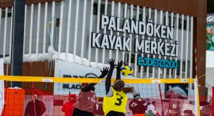 Palandöken'de Ünilig Kar Voleybolu Türkiye Şampiyonası sona erdi