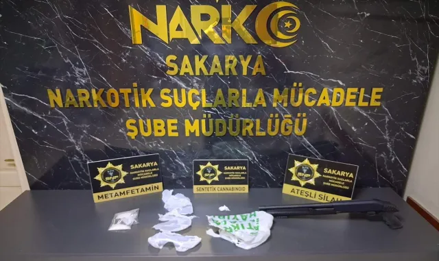 Sakarya'da uyuşturucu operasyonlarında yakalanan 4 zanlı tutuklandı