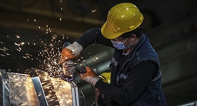 Sanayi üretim endeksi Aralık 2025'te aylık yüzde 1,2 artarken yıllık yüzde 2,1 azaldı