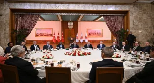 TBMM Başkanı Kurtulmuş, büyükelçiler ile iftarda bir araya geldi: