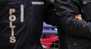 Tuzla'da uyuşturucu operasyonunda yakalanan 4 şüpheliden 1'i tutuklandı