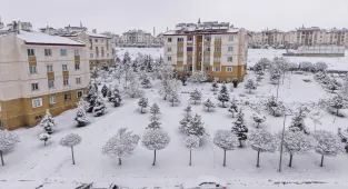 Van, Hakkari, Bitlis ve Muş'ta 498 yerleşim yerine ulaşım sağlanamıyor