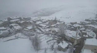 Bayburt ve Gümüşhane'de kar etkili oldu