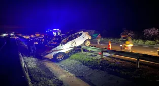 GÜNCELLEME - Eskişehir'de otomobilin SUV tipi araçla çarpıştığı kazada 2 kişi öldü, 4 kişi yaralandı