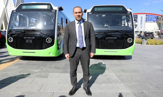 Niğde'de alınan 3 elektrikli otobüs ücretsiz hizmete başladı