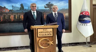 Sağlık Bakanı Memişoğlu, Ardahan’da ziyaretlerde bulundu