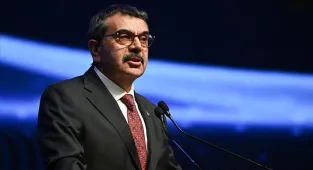 Bakan Tekin, Dijital Çağda Güvenli Toplum: Riskler ve Çözümler Panelinin açılışında konuştu: