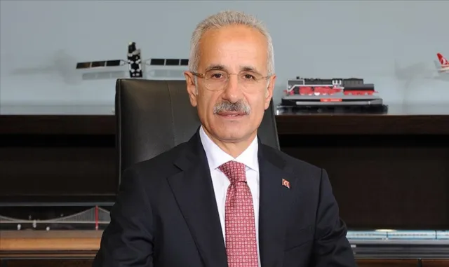 Bakan Uraloğlu: İran'da kalan bir uçağımız vardı, dün itibarıyla onu getirdik. Pegasus'un uçağıydı. THY’nin uçağını da bugün belki yarın getireceğiz